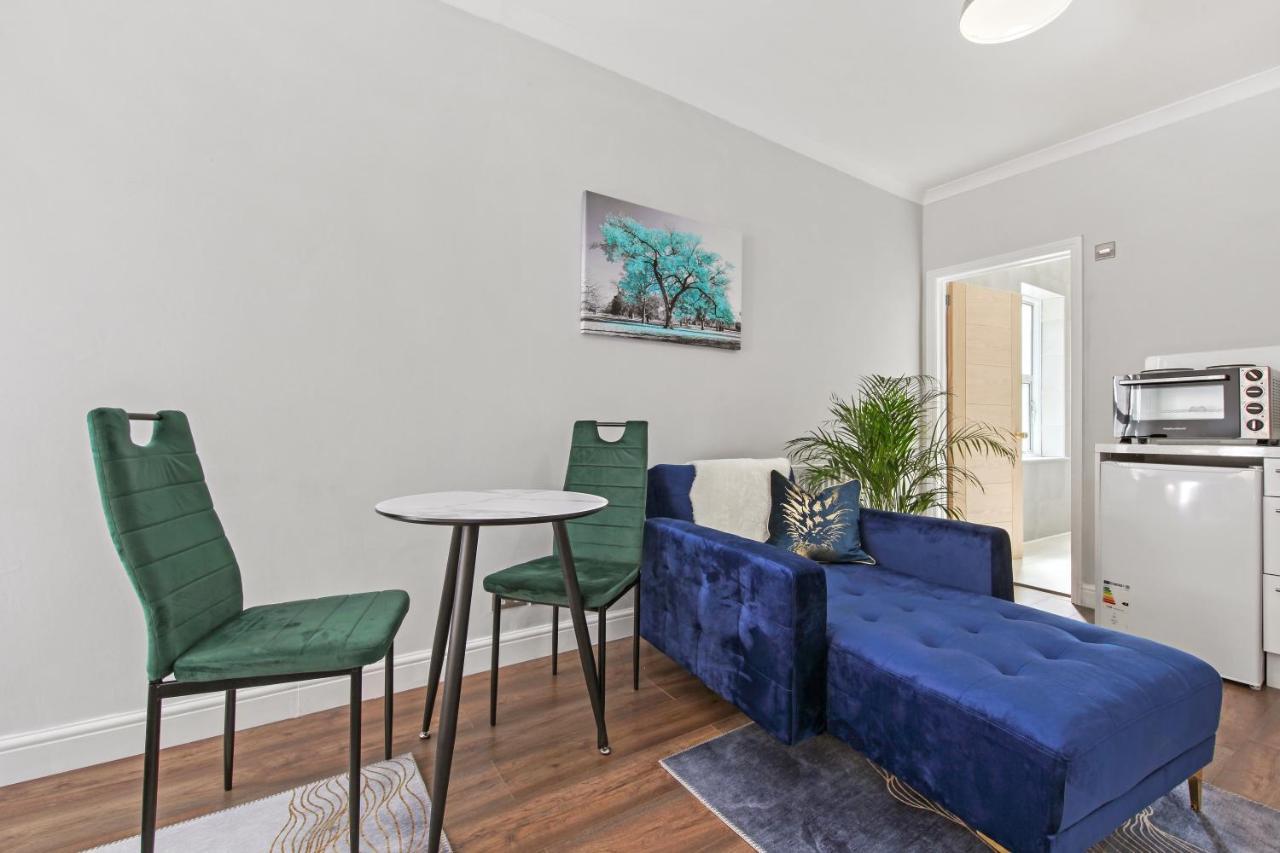 Stunning Studio Flat With Free On-Street Parking! Plumstead  Luaran gambar